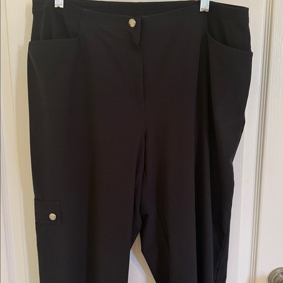 Chico’s Zenergy Black Women's Pants - Picture 2 of 4